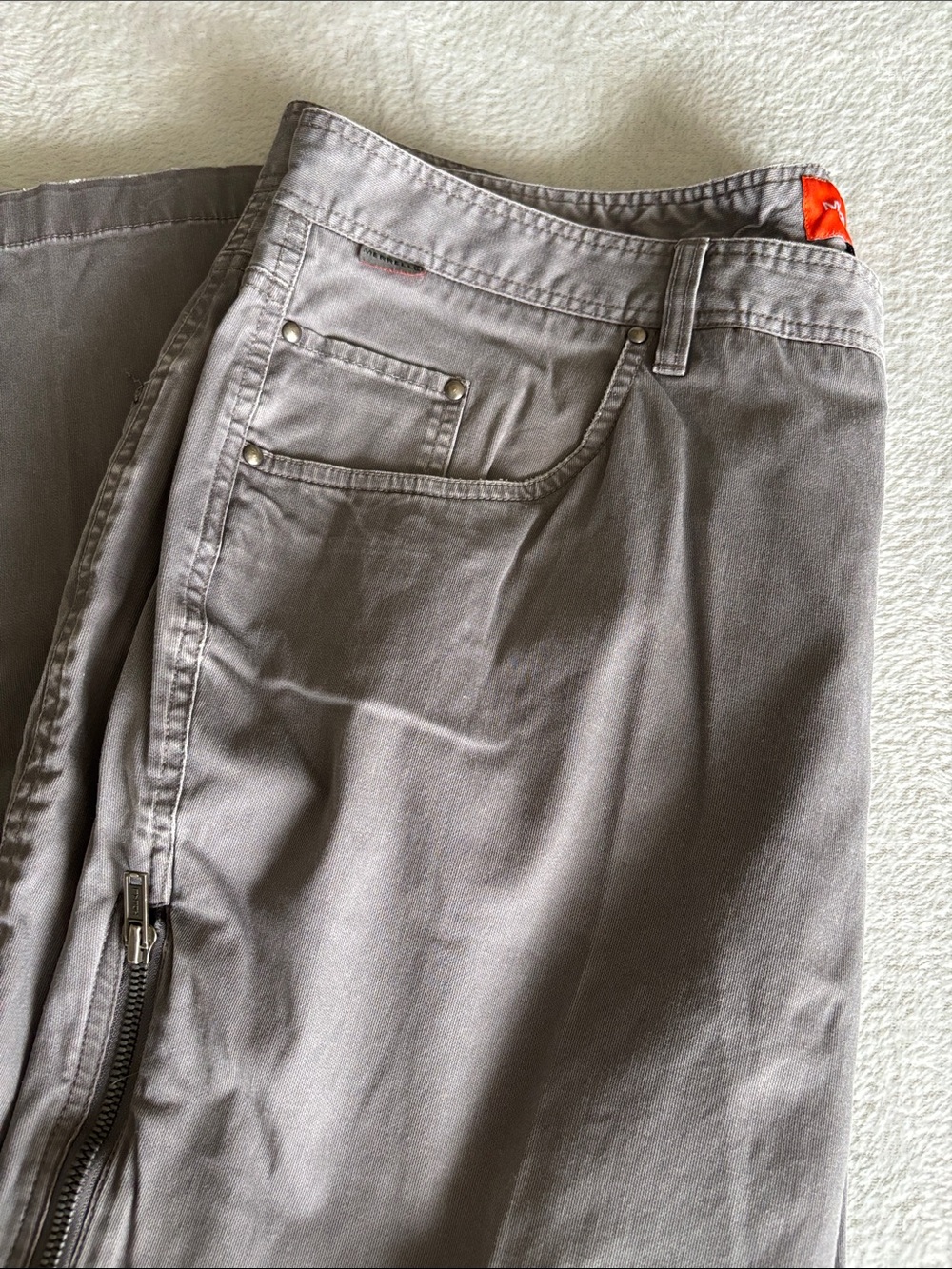 Merrell Gray Stretch Hiking Utility Pants Men’s 38R Zip Pocket